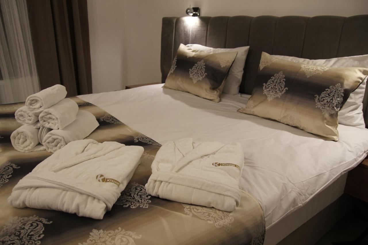 אוברהאוזן Kispet Deluxe Hotels&Suites מראה חיצוני תמונה